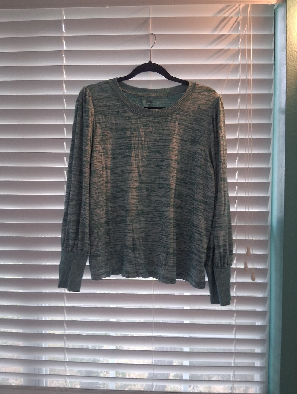 a.n.a Heathered Sage Crewneck Pullover